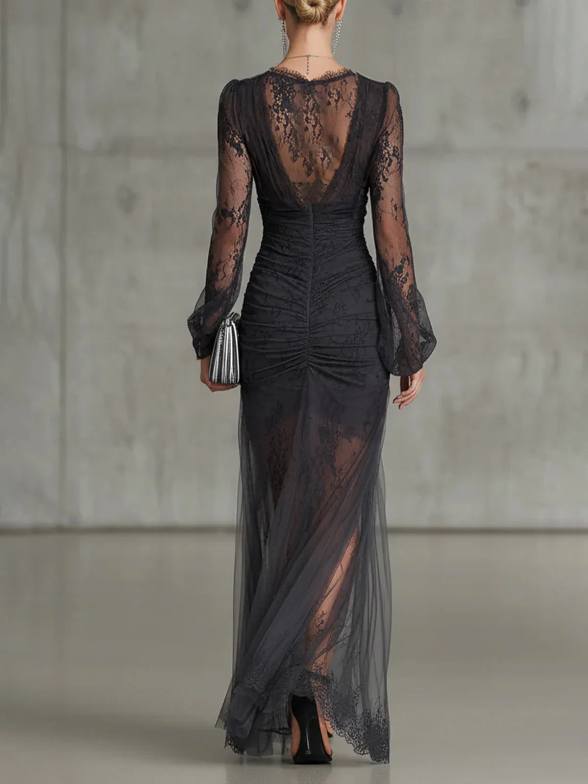 Dunkelgraues Spitzen-Raffiniertes Transparentes Langarm-Maxikleid mit Schlitz