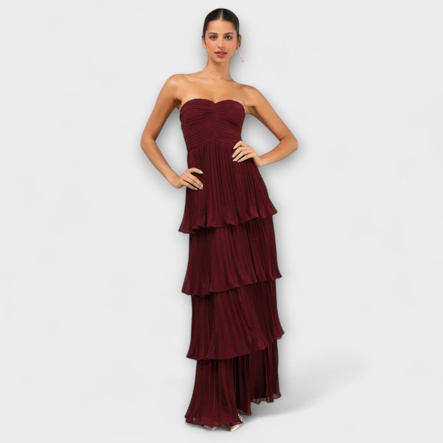 Lorena - Trägerloses, gestuftes Maxikleid