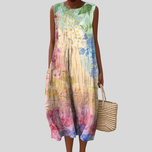 Fliessendes und bequemes Kleid