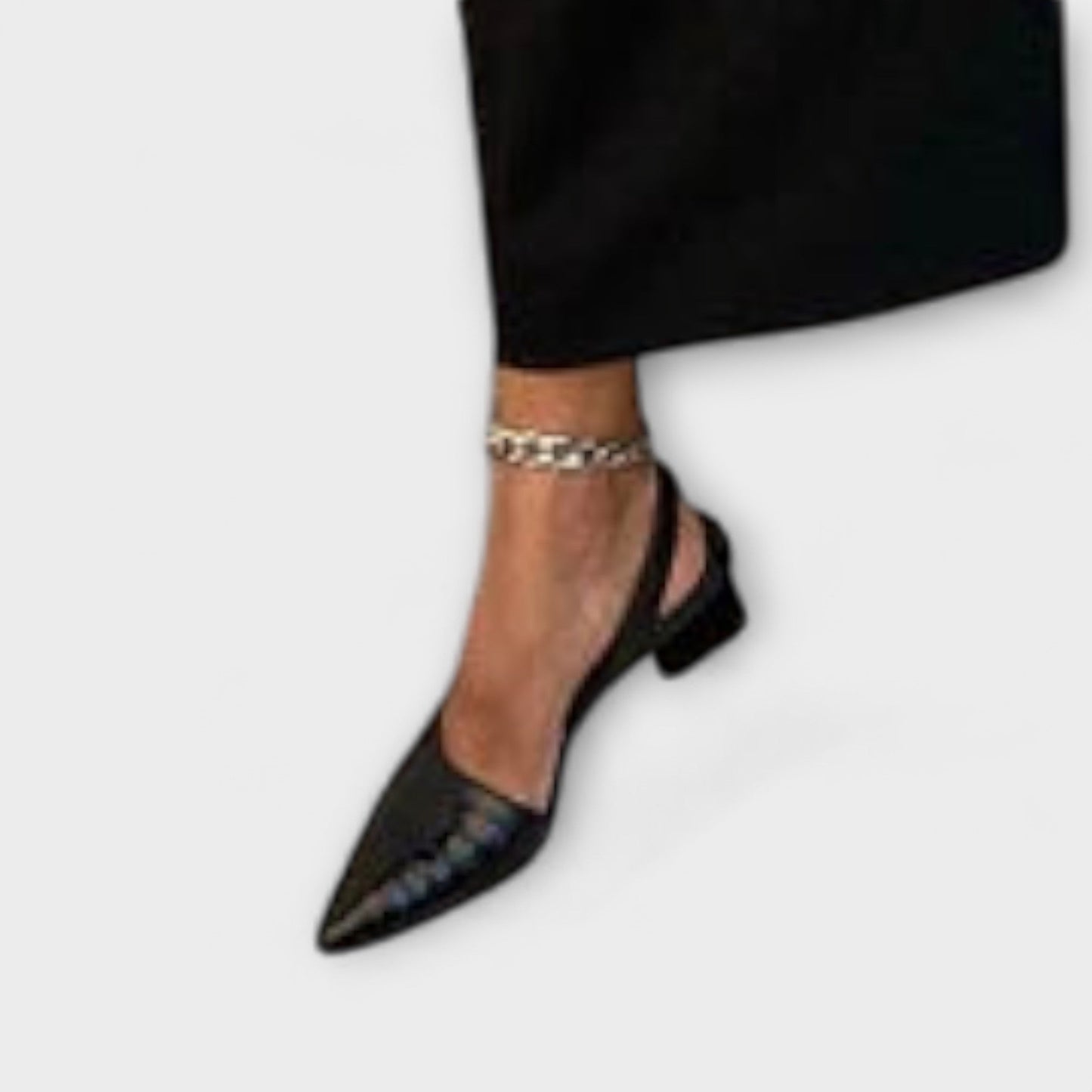 Bethany - Unregelmässige Slingbacks Klobige Absätze