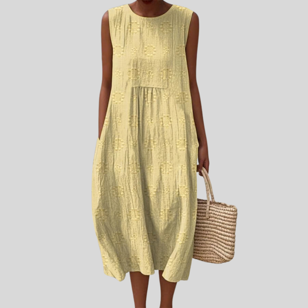 Fliessendes und bequemes Kleid