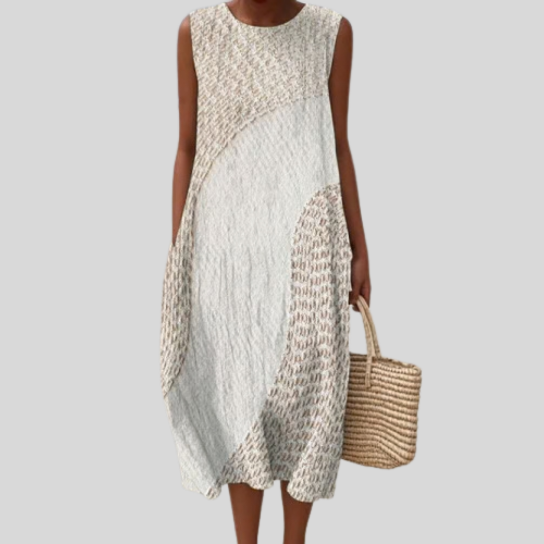 Fliessendes und bequemes Kleid