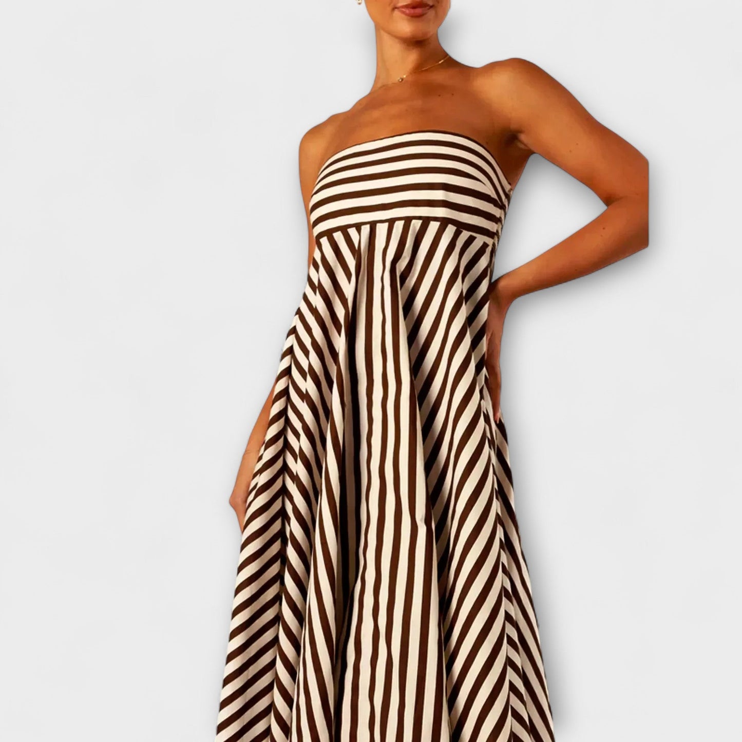 Nocturnal Charm Rüsch Maxi Kleid