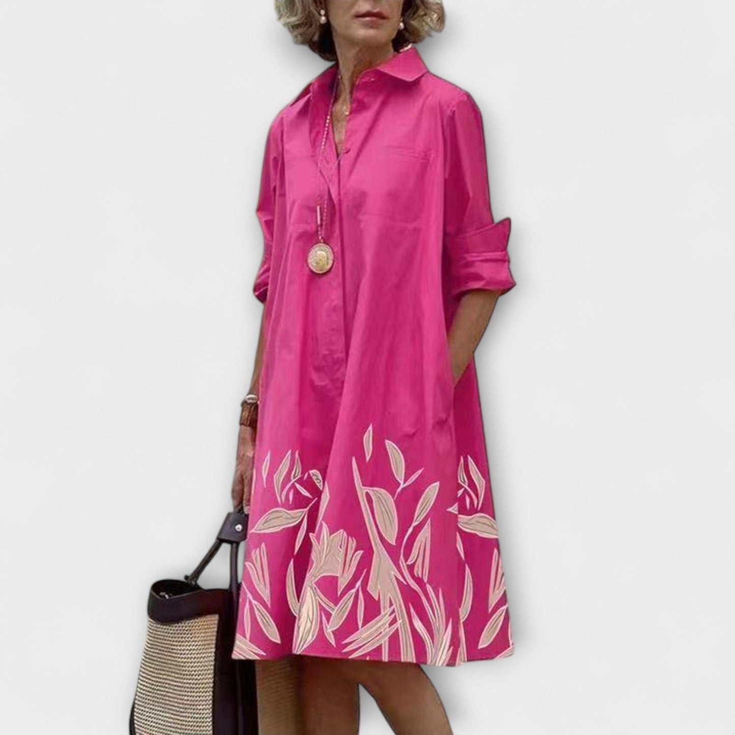 Modernes Hemdkleid mit Kragen und Dreiviertel-Ärmeln