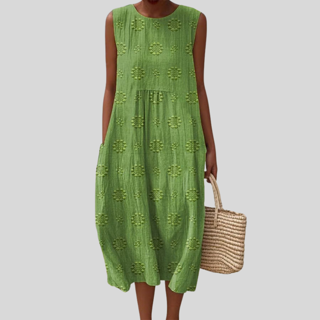 Fliessendes und bequemes Kleid