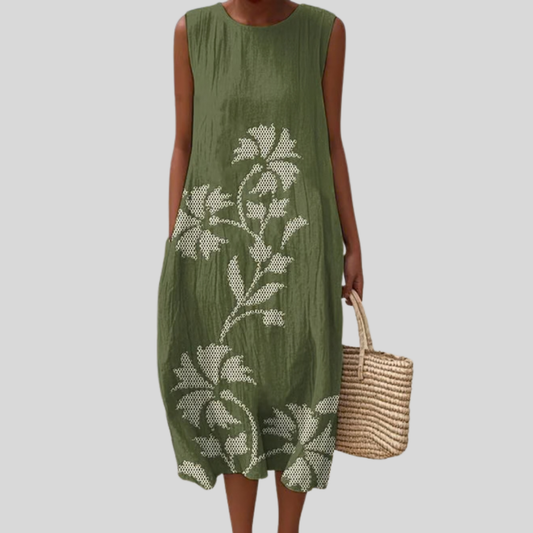 Fliessendes und bequemes Kleid