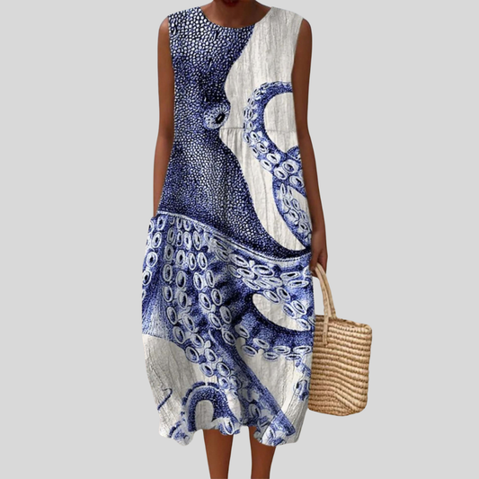 Fliessendes und bequemes Kleid