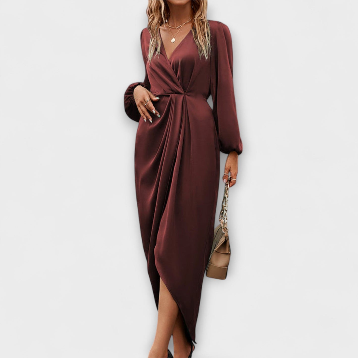 Nora - Fluide Schokoladen-Wickelkleid