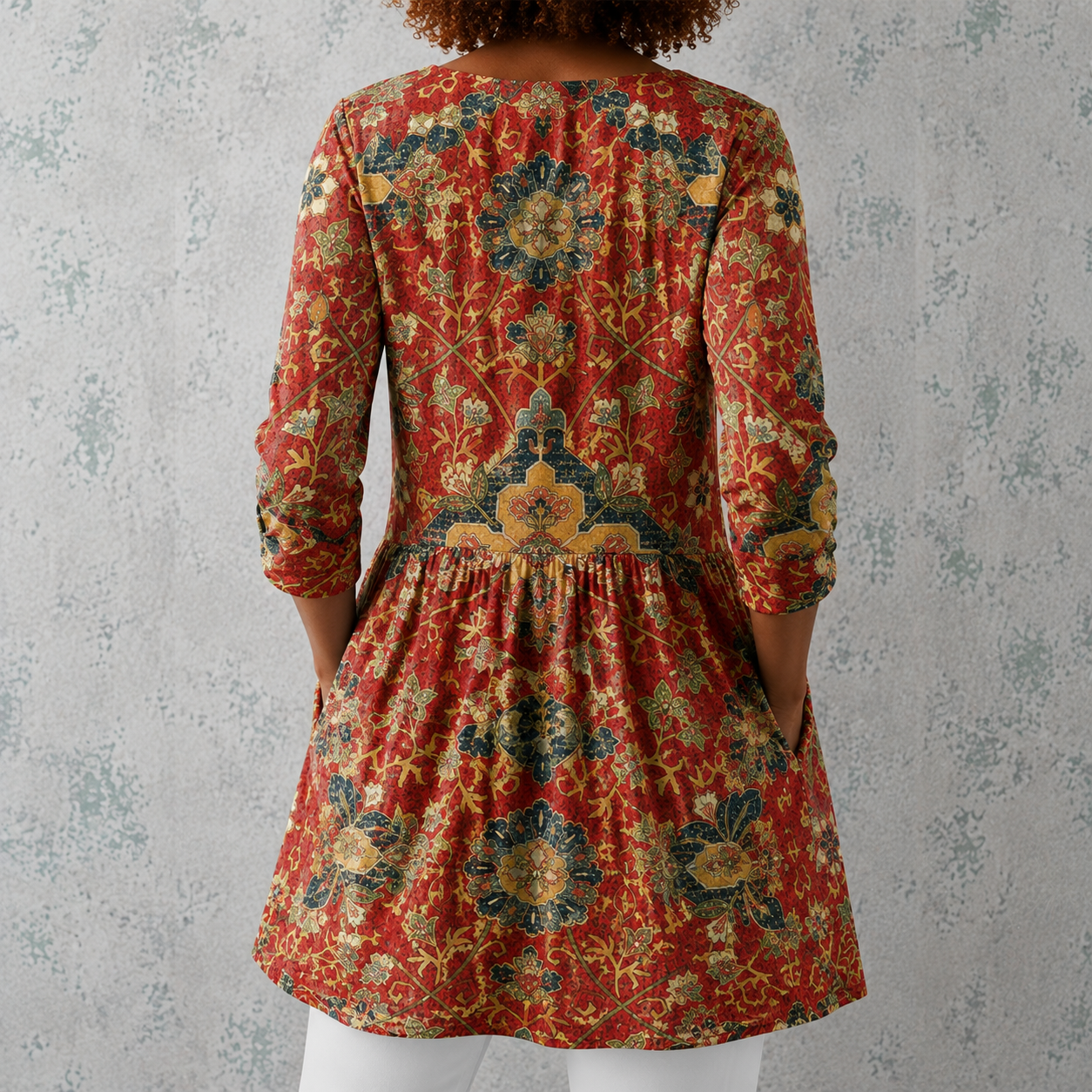 Léa | Lange Bluse aus Leinen mit orientalischem Medaillonmuster