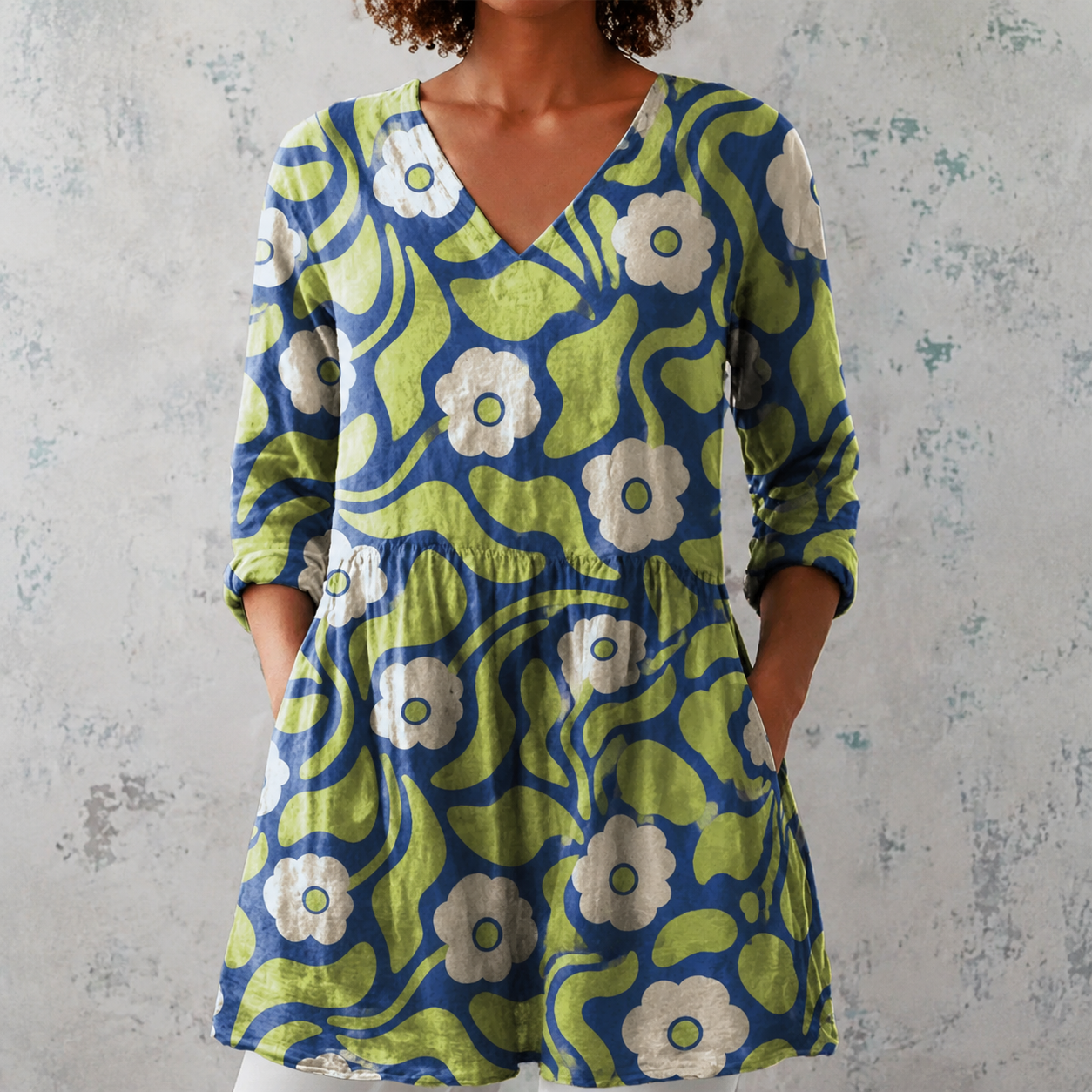 Élodie | Lange Bluse aus Leinen mit grafischem Retro-Blumenmuster