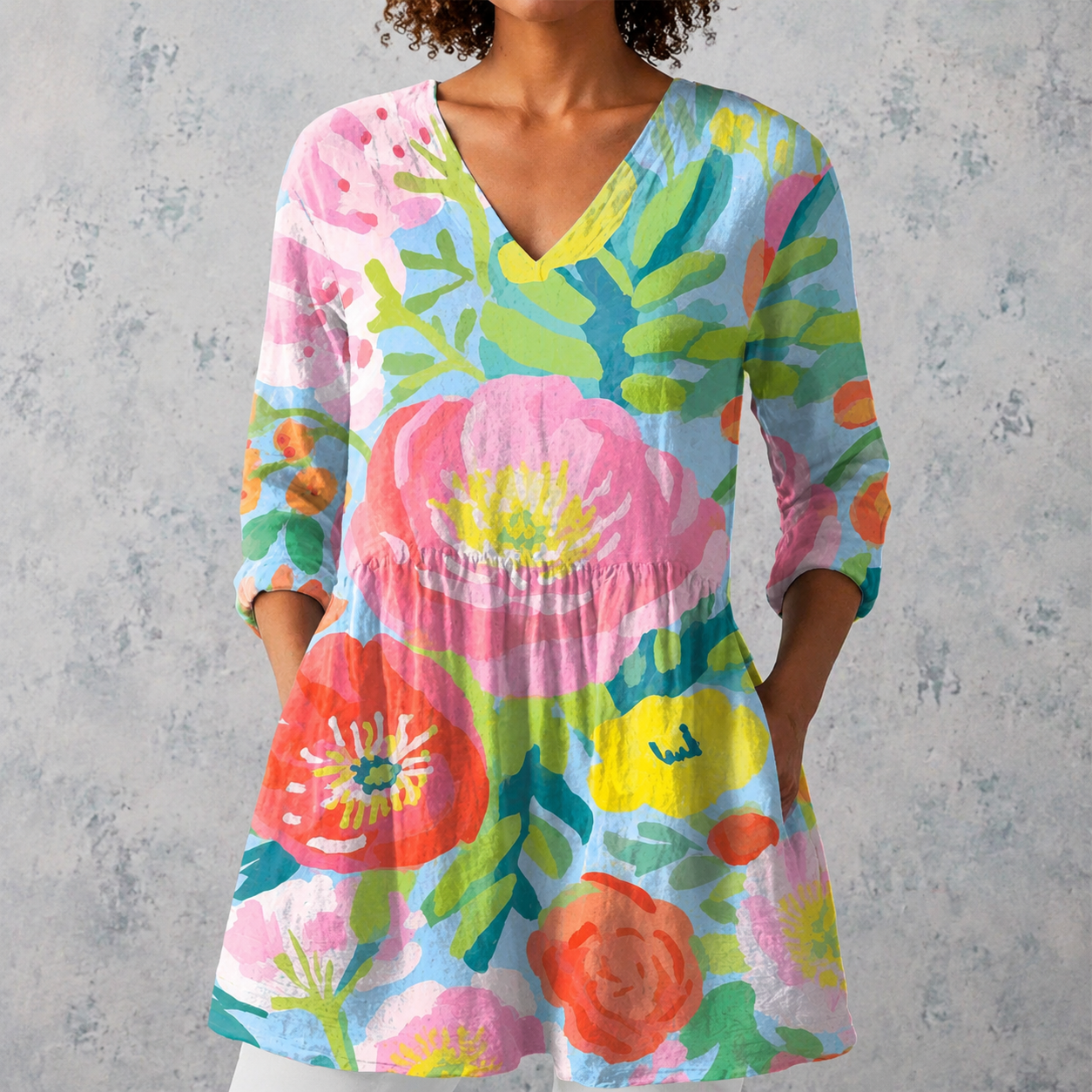 Hélène | Lange Bluse aus Leinen mit großen gemalten Blumen