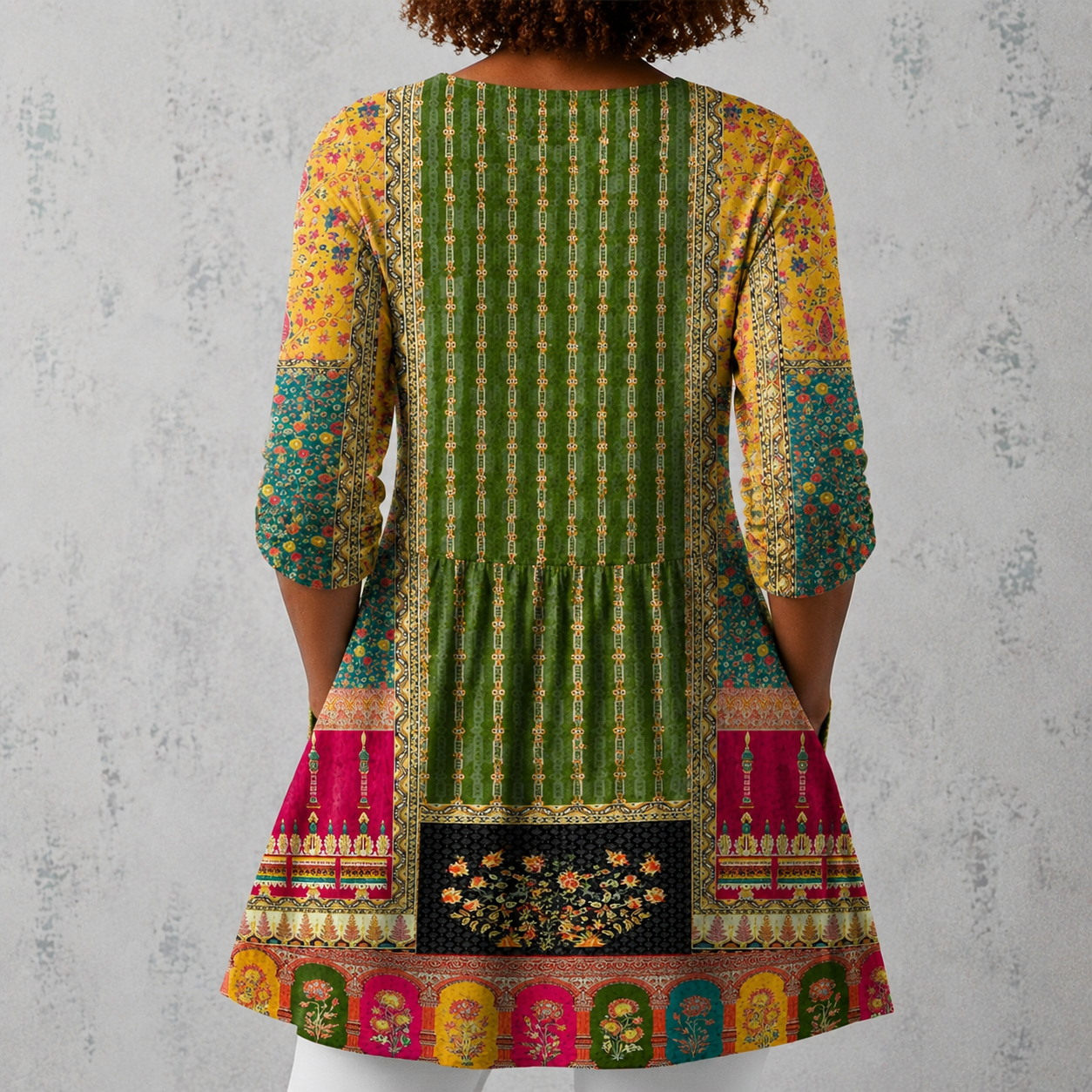 Émilie | Lange Bluse aus Leinen mit bohemian Patchwork-Muster und verzierten Kanten