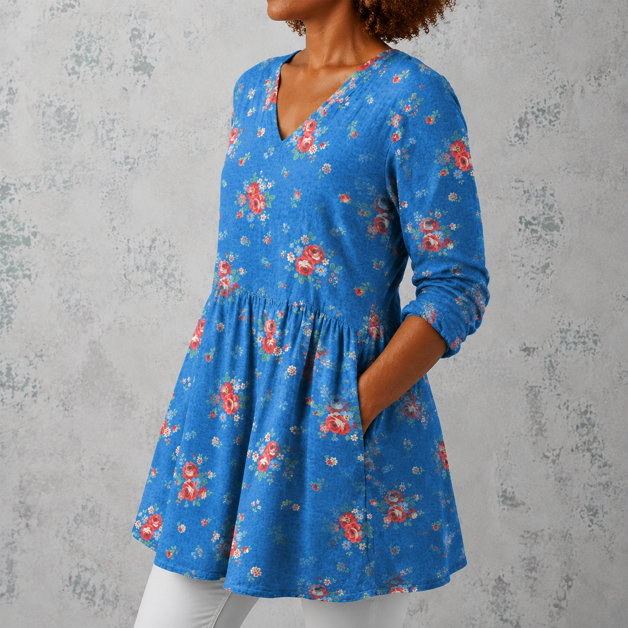 Mélanie | Lange Bluse aus Leinen mit kleinen Vintage-Rosen