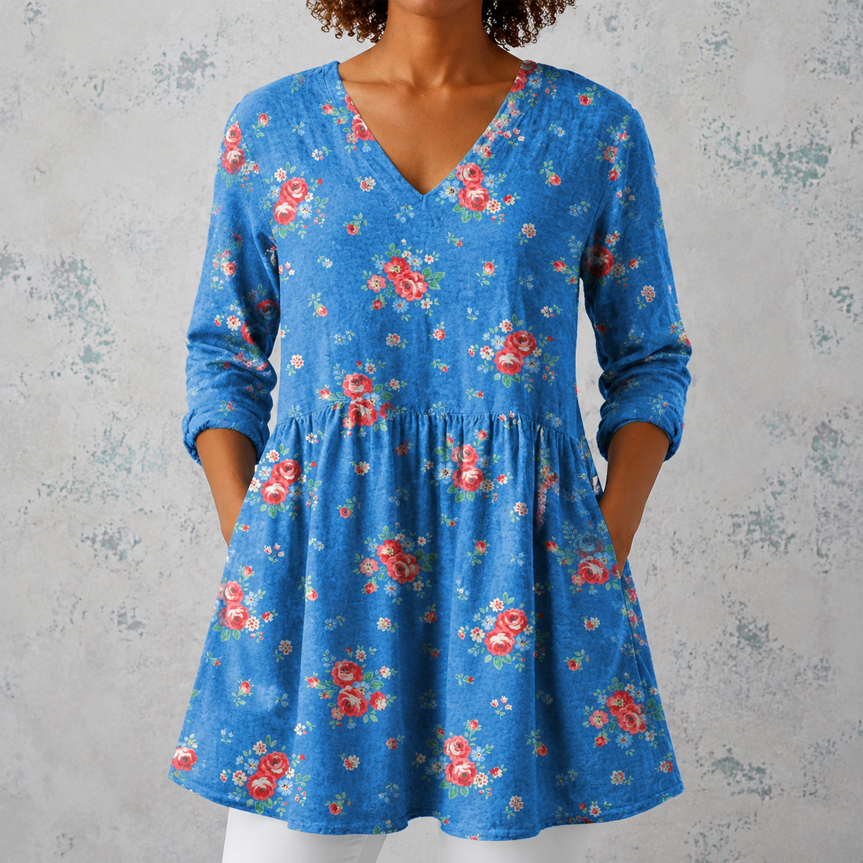 Mélanie | Lange Bluse aus Leinen mit kleinen Vintage-Rosen