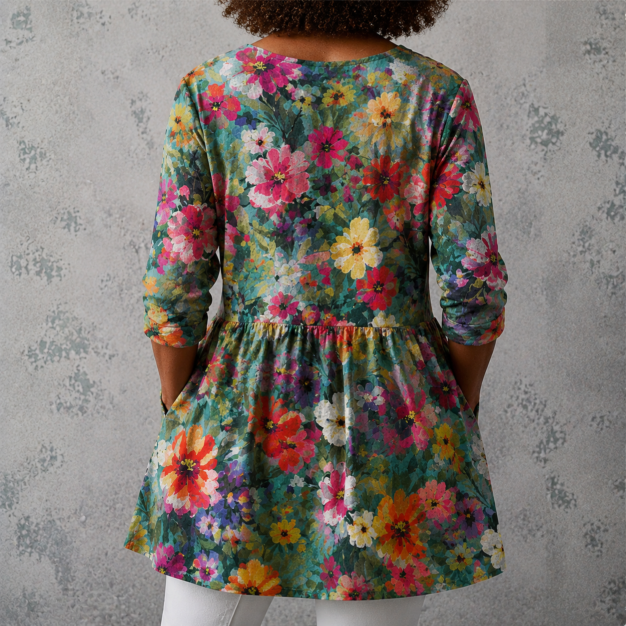 Nora | Lange Bluse aus Leinen mit floralem Gartenmuster
