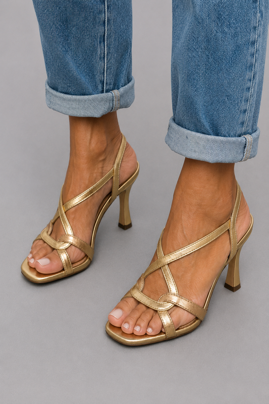 Elisabetta | Goldene Sandalen Sommerzauber