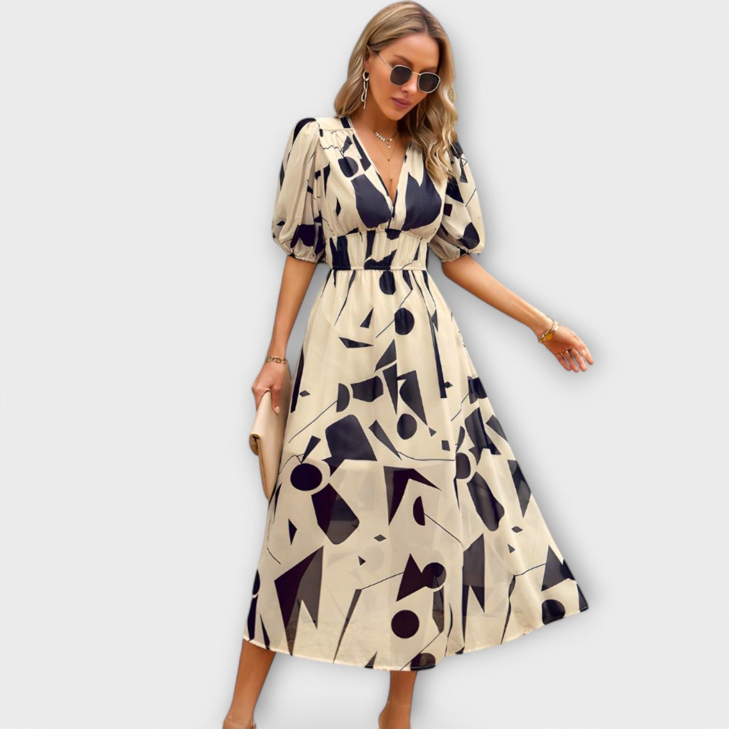 Abstraktes Maxi-Kleid mit Puffärmeln