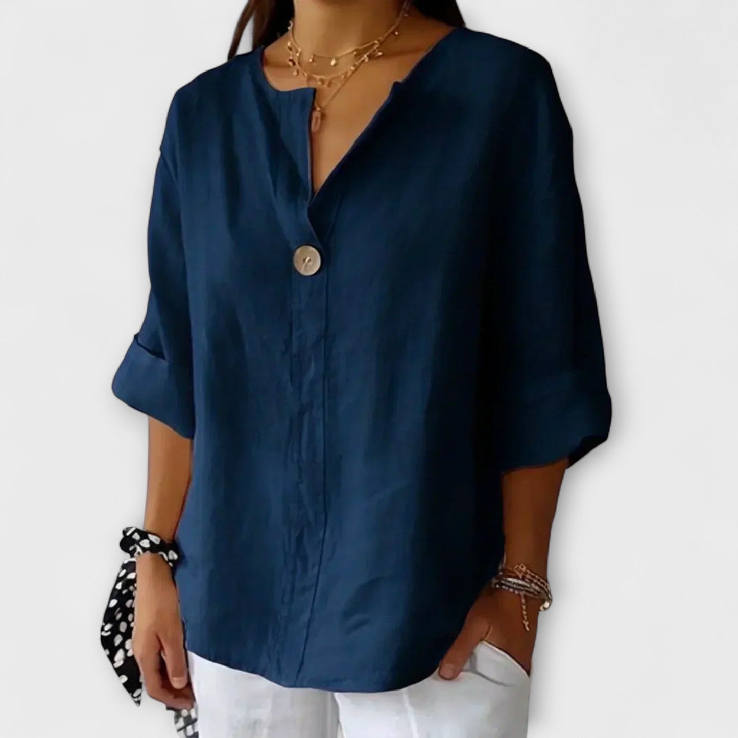 Regula™ | Leinenbluse mit V-Ausschnitt und Knopf