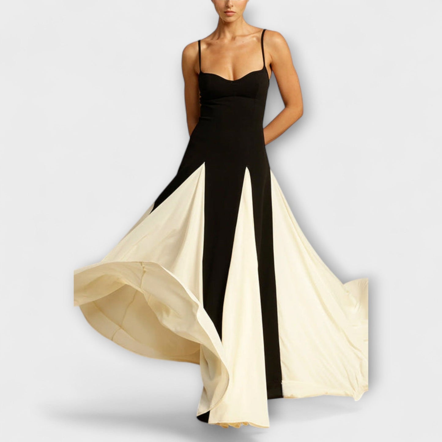 Ember - Klassische Eleganz A-Linie Maxi Kleid mit Tüllpaneelen
