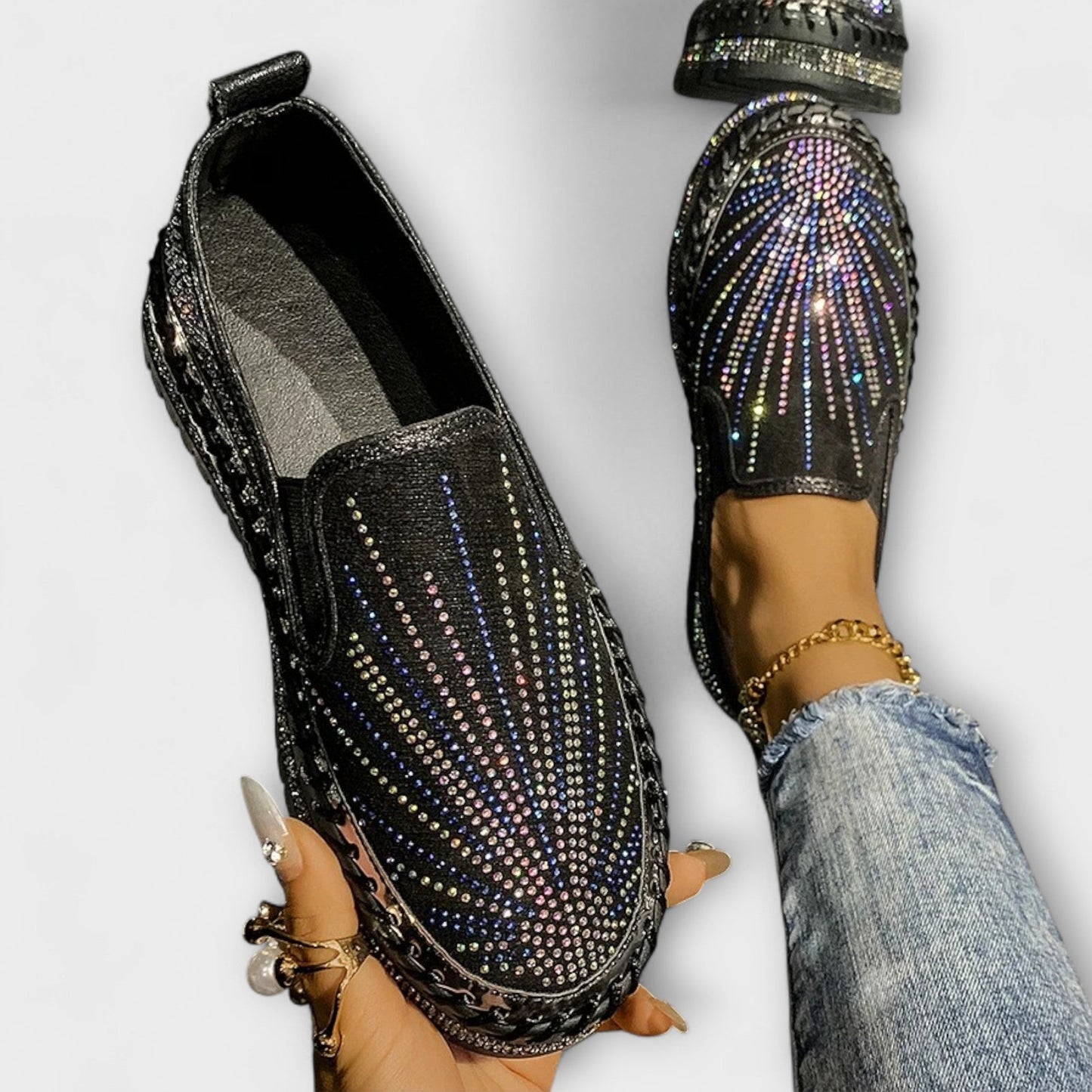 Sable – Schuhe verziert mit Strasssteinen