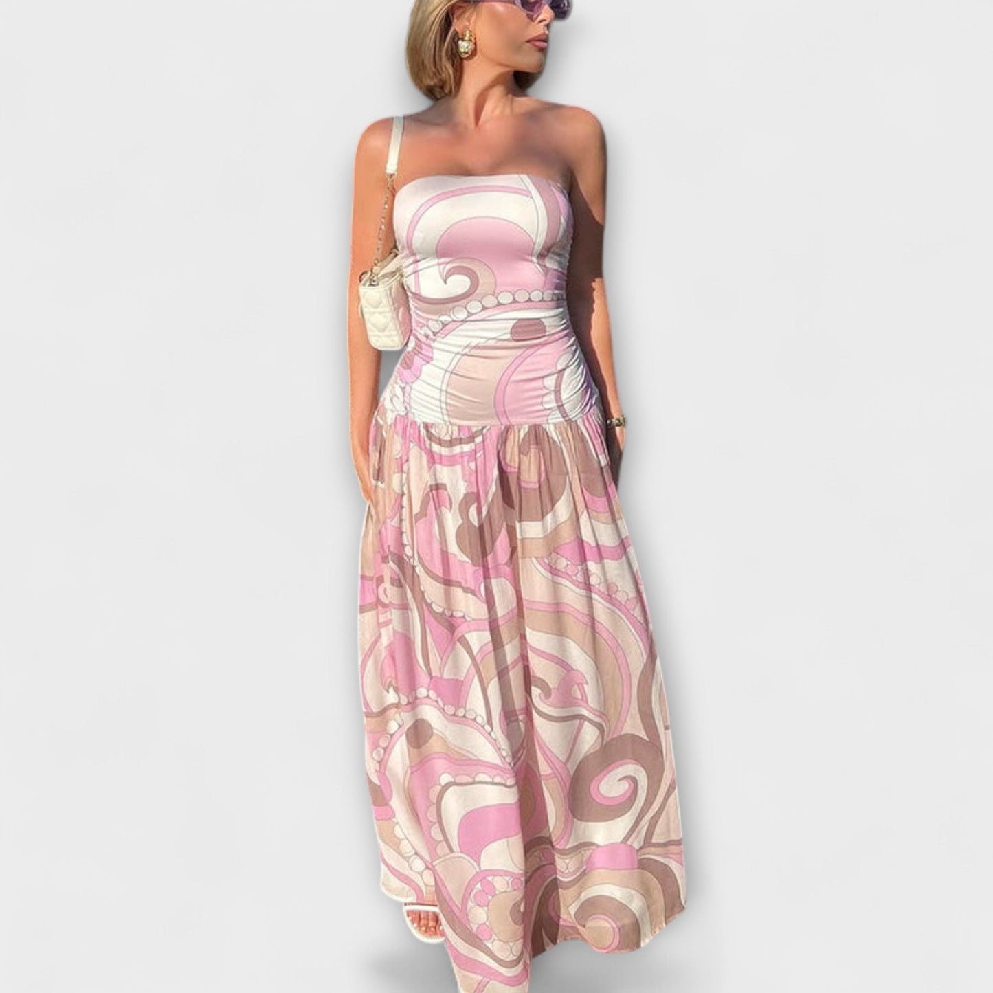 Tatum - Atemberaubendes pastellfarbenes schulterfreies Maxikleid